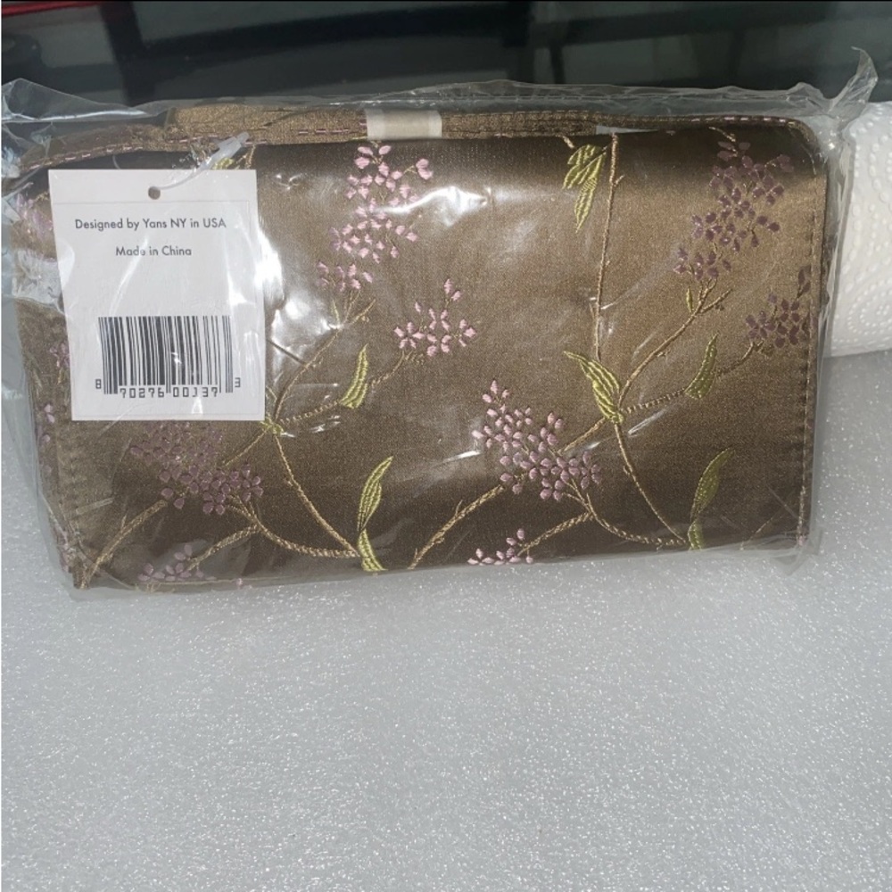 Embroidered Floral Clutch Chinese silk